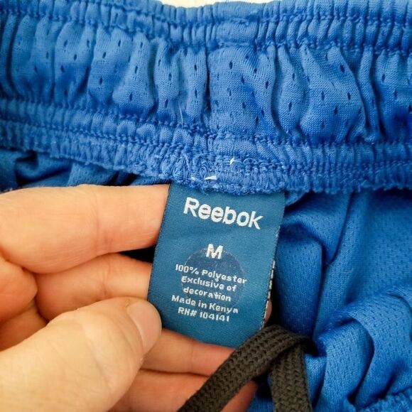 Reebok basketball shorts - Picture 2 of 4